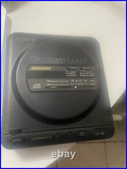 Sony Discman MegaBass D-T24 Portable FM/AM CD Compact Player 1991