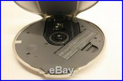 Sony Dne900 Atrac Mp3 Walkman Personal Portable CD Player Silver D-ne900