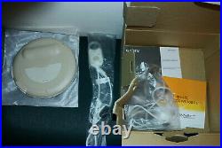 Sony Liv CD MP3 ATRAC Walkman player D-NE330LIV3 with Accessories in retail box