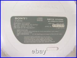 Sony PSYC CD Walkman D-NE050 White Digital Display AVLS Mega Bass G-Protection