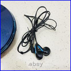 Sony PSYC D-NF420 Atrac3Plus CD MP3 Walkman AM FM Radio Headphone with Case Logic