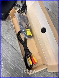 Sony Portable DVD Player DVP-FX811 8 Widescreen LCD High Resolution with Bag