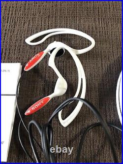 Sony Psyc Flare White Walkman Portable CD Player + Remote + Headphones (D-EJ100)