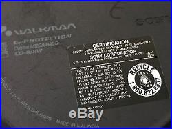 Sony Ultra Slim CD Walkman D-EJ2000 Black Magnesium Works Great Batteries AS IS