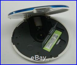Sony WALKMAN D NE820 MP3-CD Player- With New Battery