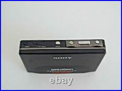 Sony WM-702 Walkman aus Metall mit viel Zubehör, optisch top / DEFEKT