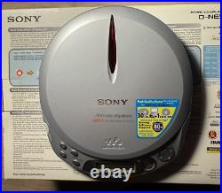 Sony Walkman CD MP3 D-NE511 Without Batteries! The Charger See Photos