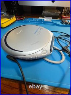 Sony Walkman D-FJ210 Portable CD Player AM/FM/Weather BUNDLE READ Description