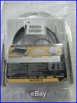 Sony Walkman Psyc Portable Atrac3 / MP3 CD Player D-NE300 psgray Brand New