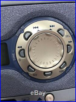 Sony ZS-M30 Portable CD & Mini Disc Player Radio Boombox Rare PLS READ DESCRIP