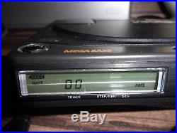 Super Rare And Vintage Sony Discman Personal / Portable CD Player D-99 Vgc