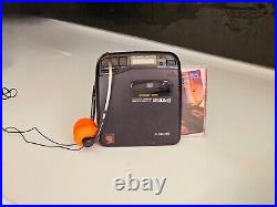 Super rare Sony D-34 Discman Personal Walkman CD Player Fully Working VGC