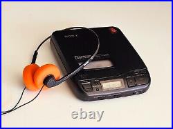 Super rare Sony D-34 Discman Personal Walkman CD Player Fully Working VGC