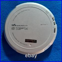 Two Sony Atrac 3plus/MP3 Walkman D- NE1 Portable Personal CD Player Working