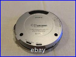 Used Vintage SONY D-E01 Silver Portable CD Player 20th Anniversary Model Japan