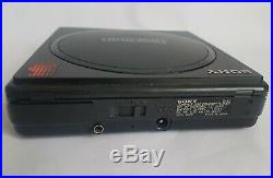 Vintage 1988 Sony Discman D-40 Portable CD Compact Player Original Case Working