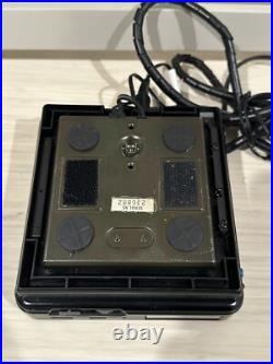 Vintage 1989 Sony Discman D-2 Compact Disc CD Walkman Player Made In Japan