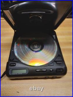 Vintage 1990 Sony DiscMan D-11 Portable CD Player Mega Bass