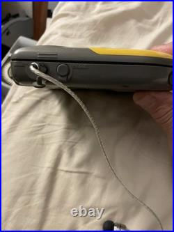 Vintage 1996 Sony Sports Discman CD Player ESP YellowithGray (D-451SP)