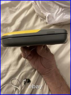 Vintage 1996 Sony Sports Discman CD Player ESP YellowithGray (D-451SP)