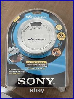 Vintage Collectible Sony D-EJ621 CD Walkman Personal Portable CD Player Silver