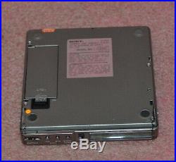 Vintage RARE Sony Discman Portable CD Player Model D-250