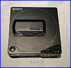 Vintage SONY D-25 Discman Portable CD Player for parts or repair Free shipping