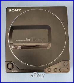 Vintage SONY D-25 Discman withSONY Battery For Parts/Repair