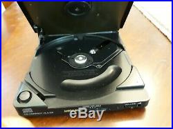 Vintage SONY D-35 Portable CD Player Discman with Accessories Very Rare