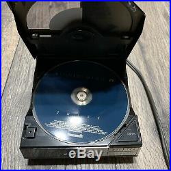 Vintage SONY D-5A CD Compact Disc Player WithAC-D50 Adapter Exc. Original 1985
