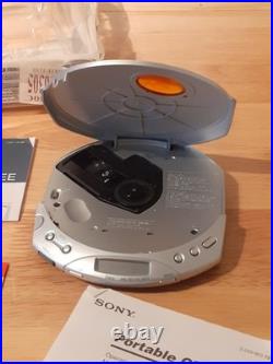 Vintage Sony CD Walkman ESP Max D-E340 Silver Opened Barely used SEE VIDEO
