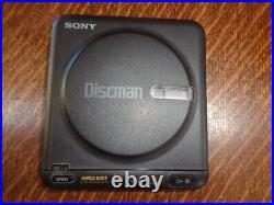 Vintage Sony D-20 Discman, good working order, Made in Japan