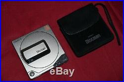 Vintage Sony D-25S D25 Discman CD PLAYER Silver