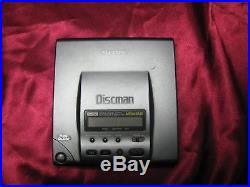 Vintage Sony D-303 Discman Mega Bass Portable CD Player
