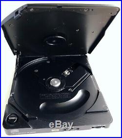 Vintage Sony D-350 CD Player Discman Walkman + AA Battery Power + Case