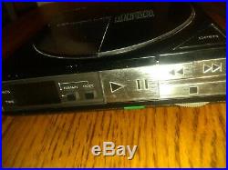 Vintage Sony D-5 Compact Disc CD Player with SONY AC Adapter AC-190 TESTED