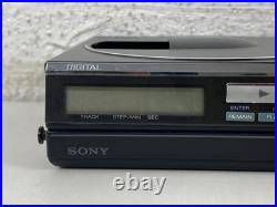 Vintage Sony D-50Mk? Discman Portable CD Player with BP-200 And Case