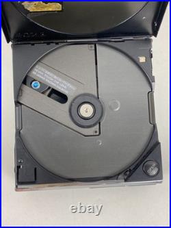 Vintage Sony D-50Mk? Discman Portable CD Player with BP-200 And Case