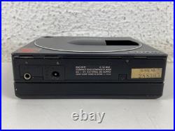Vintage Sony D-50Mk? Discman Portable CD Player with BP-200 And Case