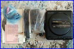 Vintage Sony D-T24 Discman FM/AM Pristine