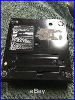 Vintage Sony Discman CD Player D-303 Parts Or Repair