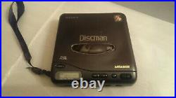 Vintage Sony Discman D-11 CD Player Made In Japan Working Order