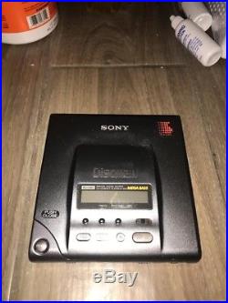 Vintage Sony Discman D-303 Vintage CD Compact Player
