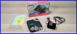 Vintage Sony Discman D-32 Collectors Portable CD Player in Box / Like New / MINT