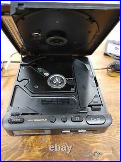 Vintage Sony Discman D-T2 CD/AM/FM with RARE Mount Plate CMP-200P
