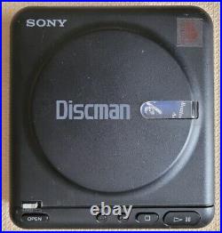 Vintage Sony Discman Walkman D-2 CD Compact Disc Player Black Made In Japan 1988