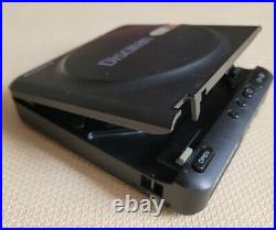 Vintage Sony Discman Walkman D-2 CD Compact Disc Player Black Made In Japan 1988