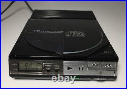 Vtg Sony D-5 Compact Disc & AC-D50 Power Dock Worlds First Portable CD Player